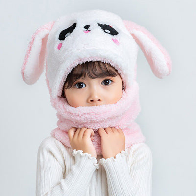 Winter scarf set for children with bear design