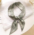 26 Letter Scarf * Y