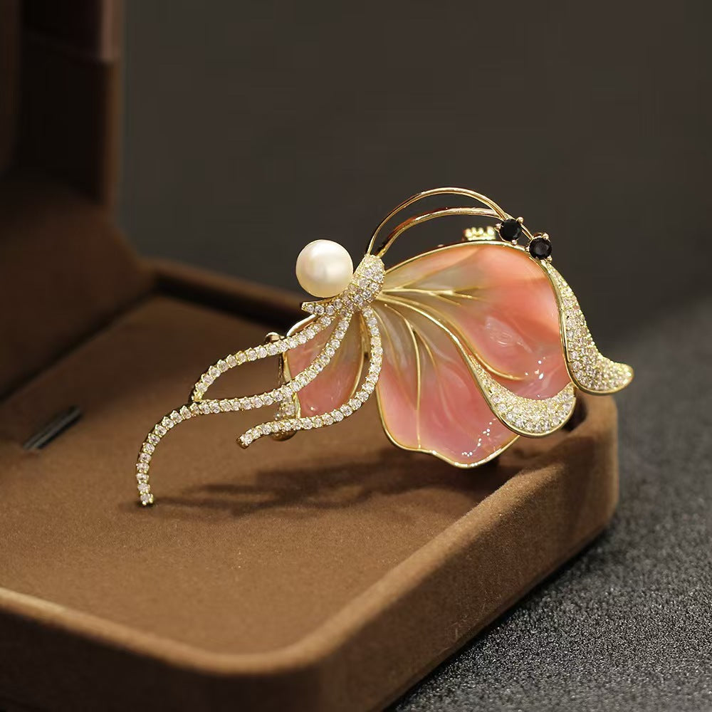 Elegant Butterfly Brooch Image 2 - Versatile Accessory