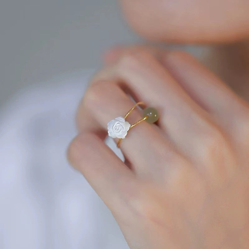 Detailed view of adjustable ring image 4