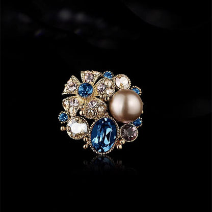 Gift Idea Floral Brooch Image 9