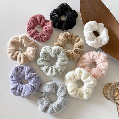 Comfortable plush hair accessory for kids in white