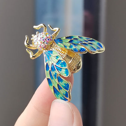 Stylish cicada brooch for casual wear
