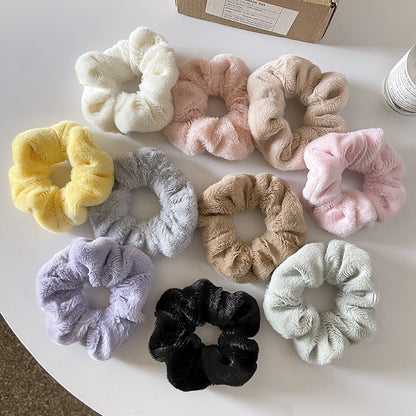 Soft and stretchy headband for children wearing black