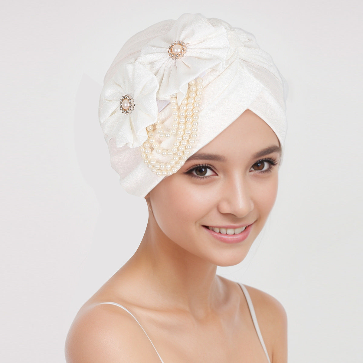Black floral pearl cap - image 6