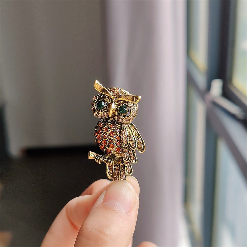 Owl Brooch with Crystals - Silver