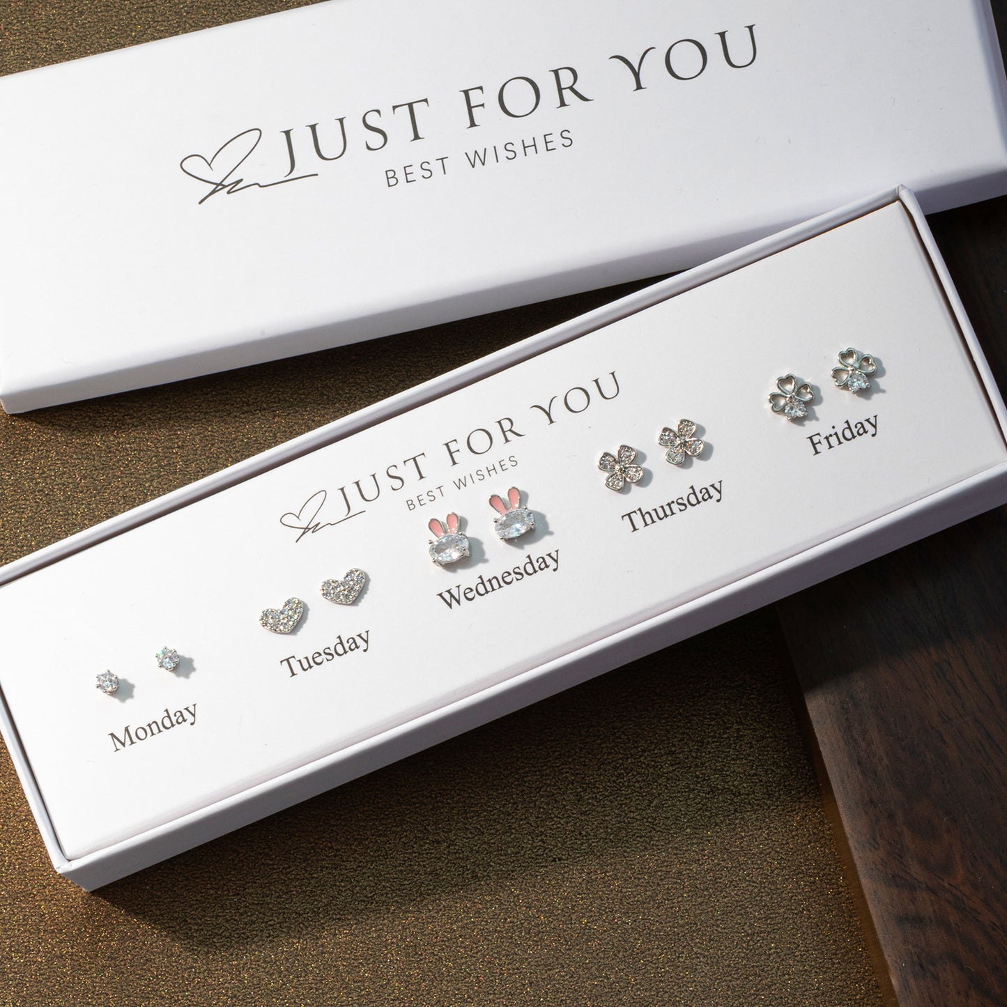 10-piece silver earring gift box image 3