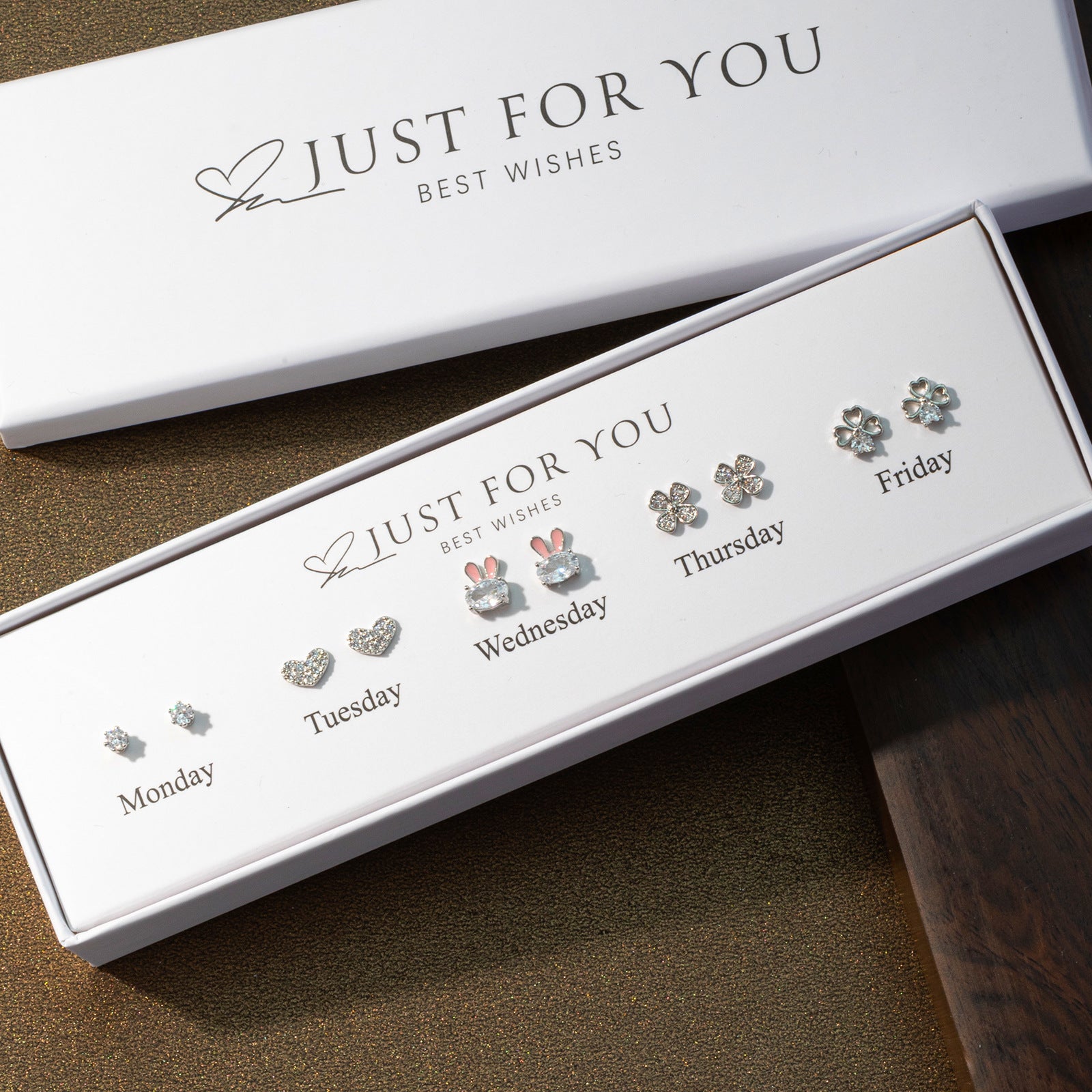 10-piece silver earring gift box image 3
