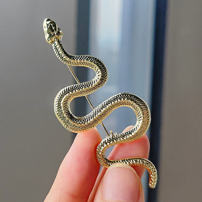 Stylish snake brooch image 6