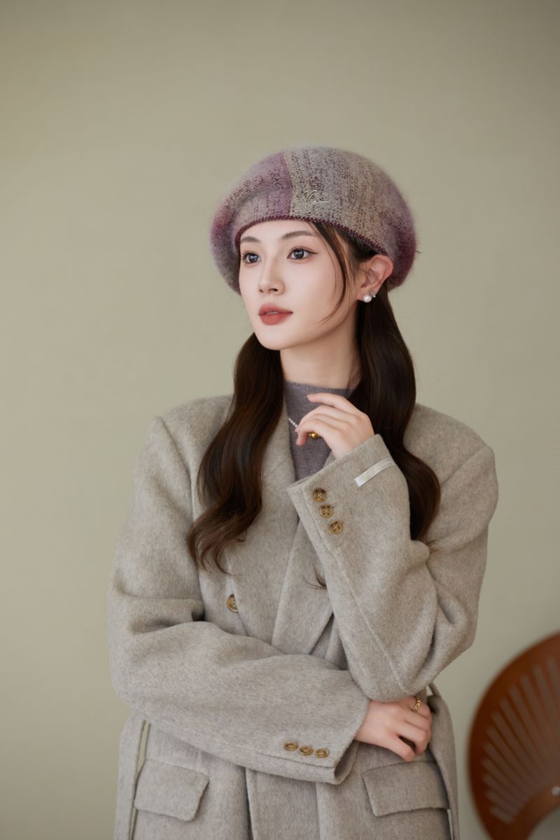 Burgundy Rabbit Fur Beret for Winter Fashion