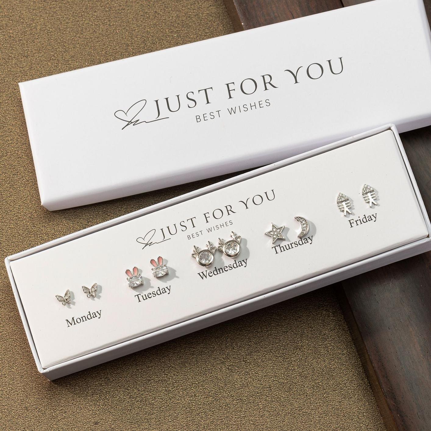 10-piece silver earring gift box image 3